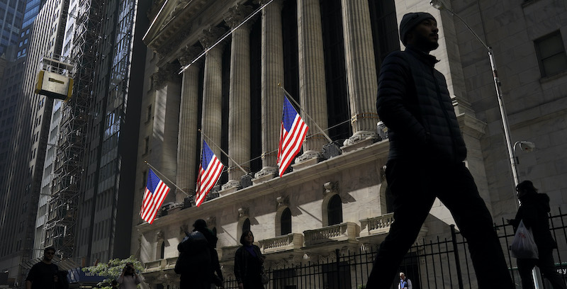 Wall Street apre debole: rallenta il FTSE MIB