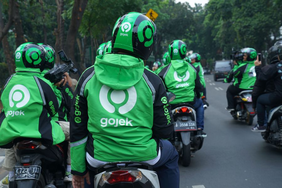 Gojek: Facebook