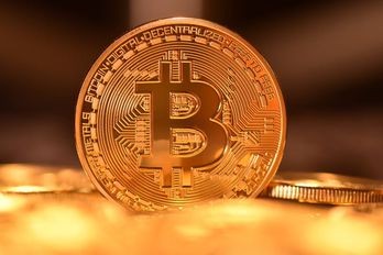 Massimo storico per Bitcoin che vola oltre i 19.700 dollari