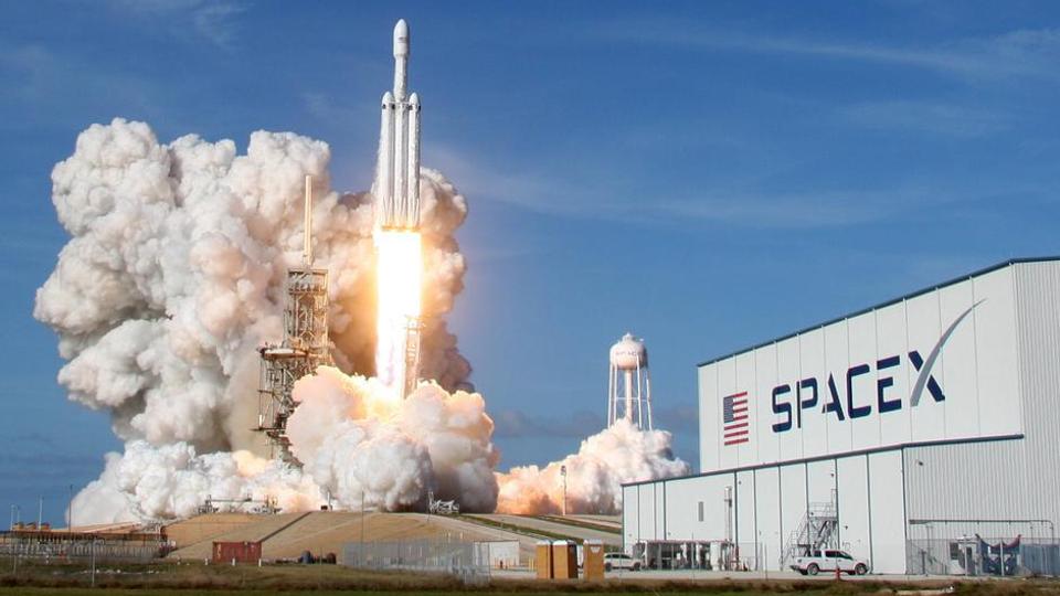 Elon Musk, i piani per il futuro sono su Marte