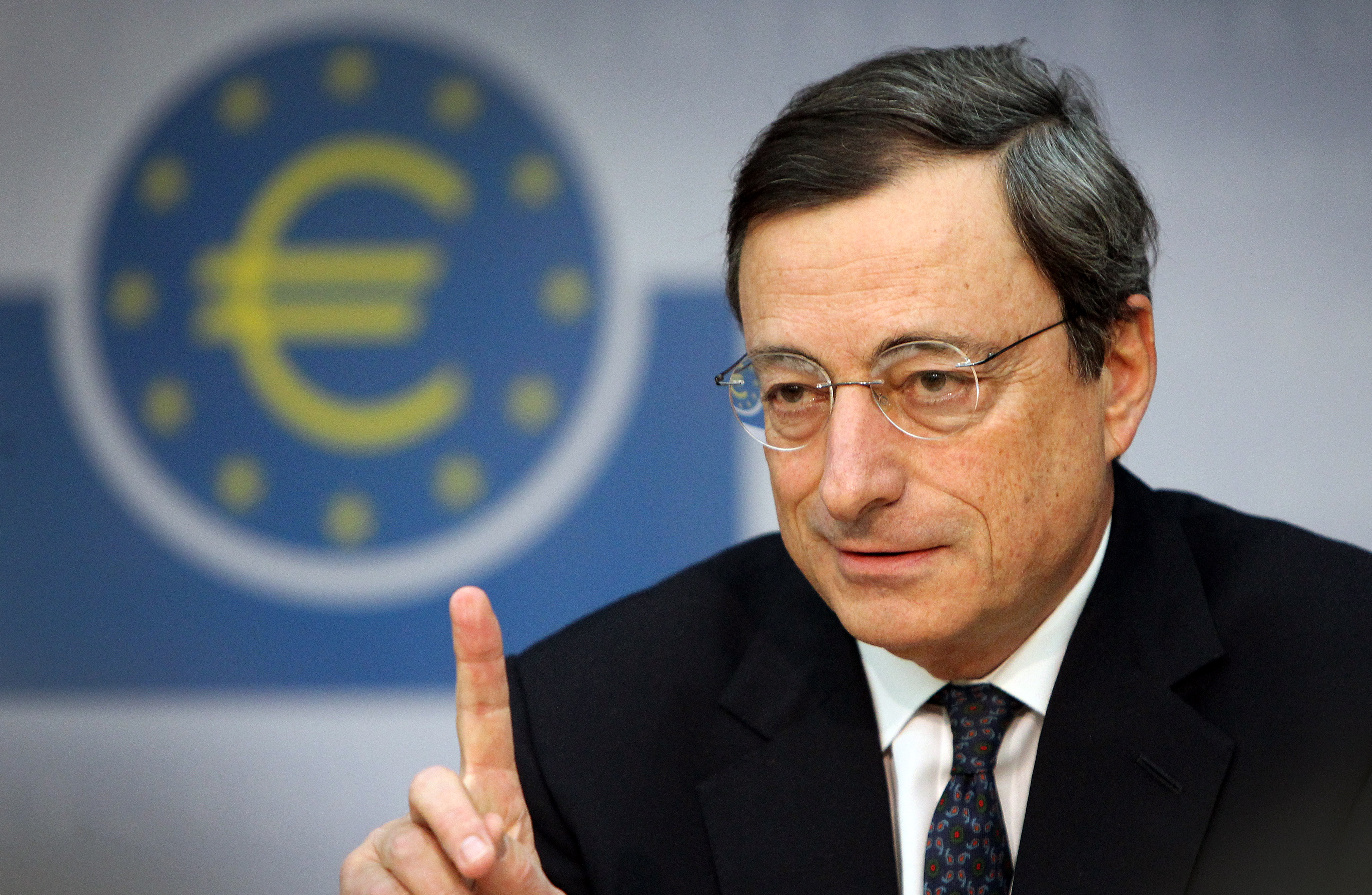 “Basta denaro a pioggia”, ecco cosa pensa Draghi della crisi