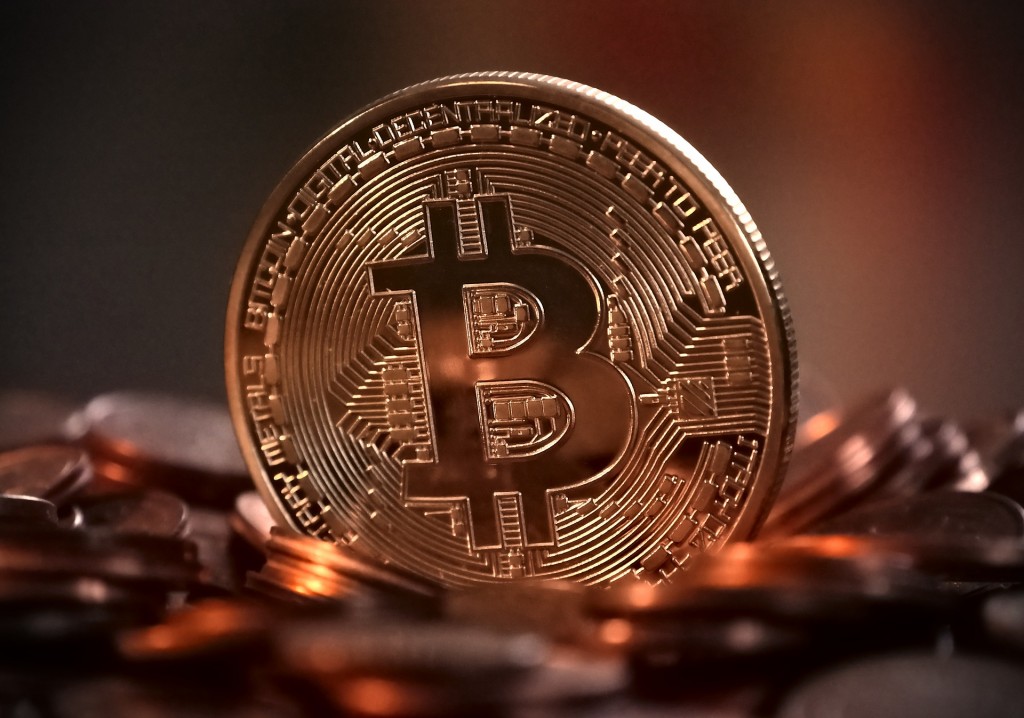 Bitcoin sotto i $40.000, continua il sell-off