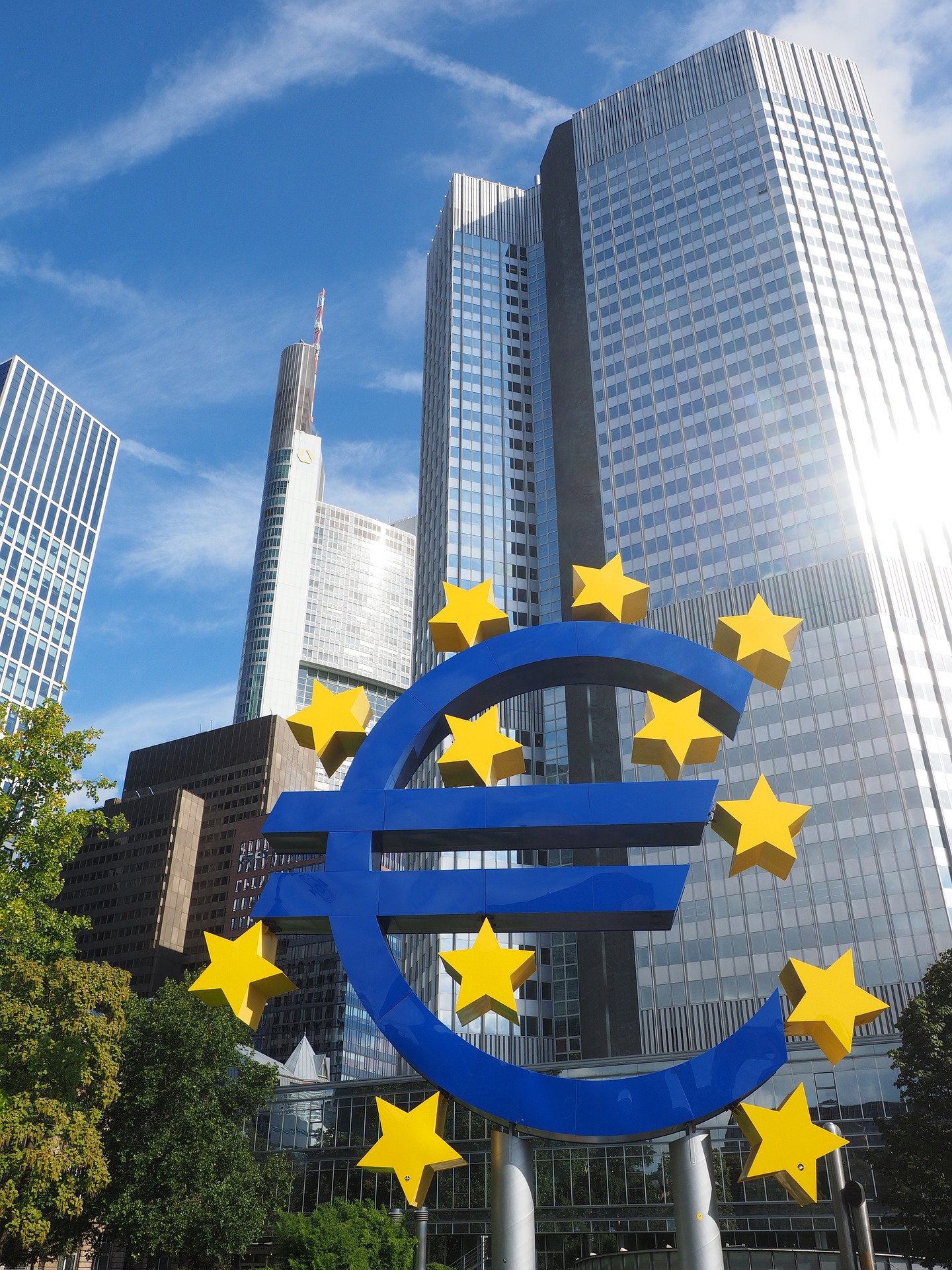 La BCE fa pressione su DB